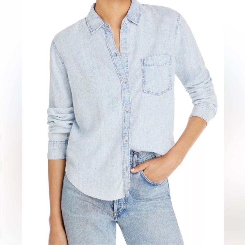 Rails NWT Ingrid Raw Hem Chambray Shirt in Light Acid Wash Size Small